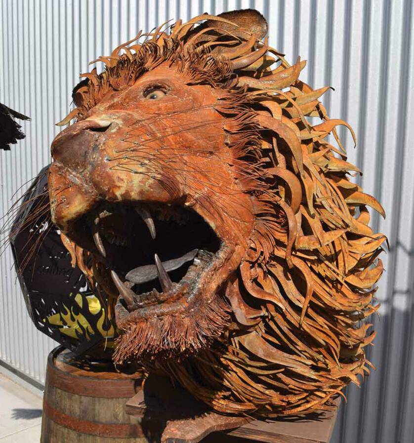 全球钣金新闻-金属制造狂：焊工制作动物的金属钣金-合肥代丰信息安全服务有限公司